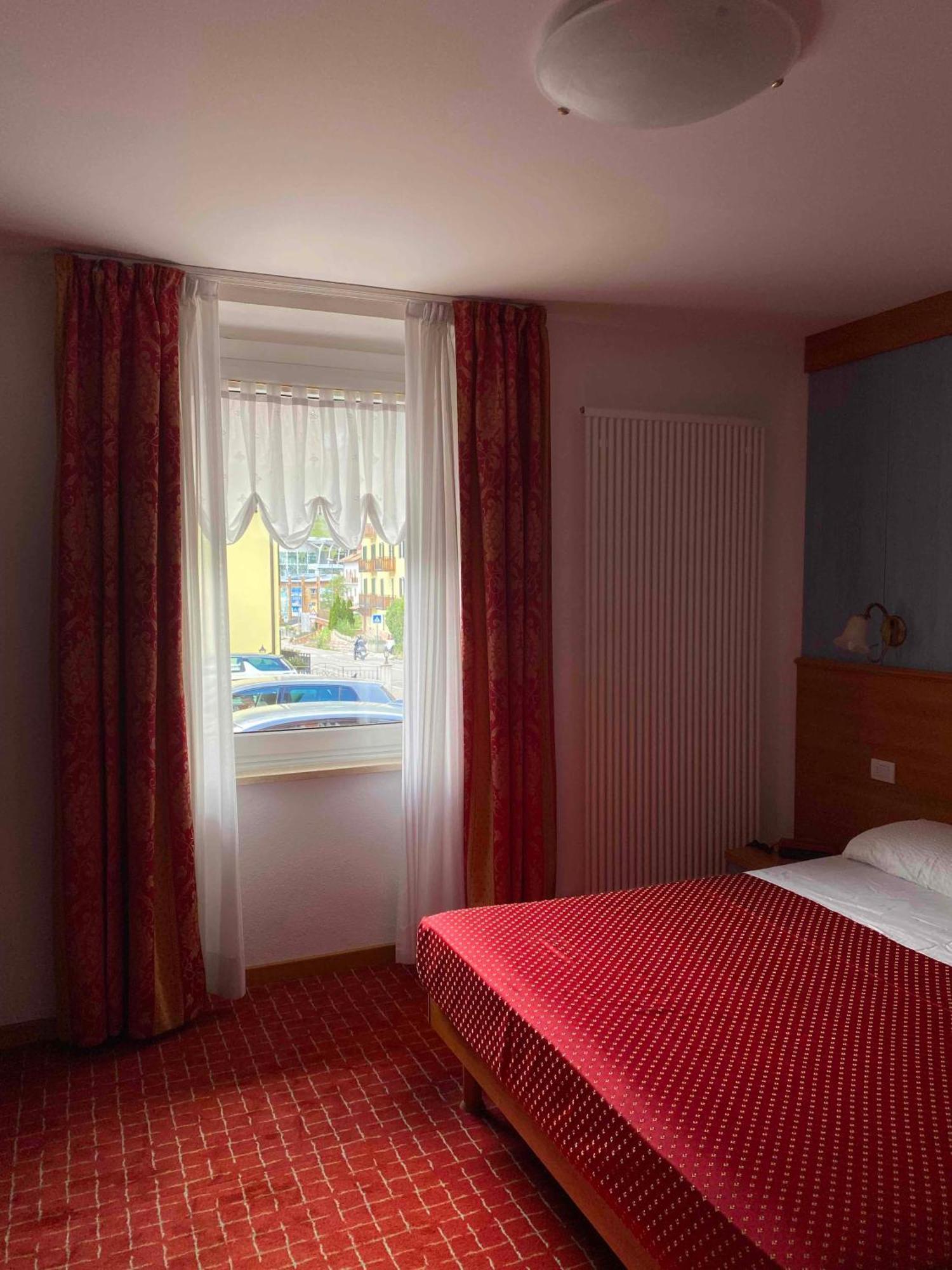Hotel Londra Slow Living Molveno Dış mekan fotoğraf