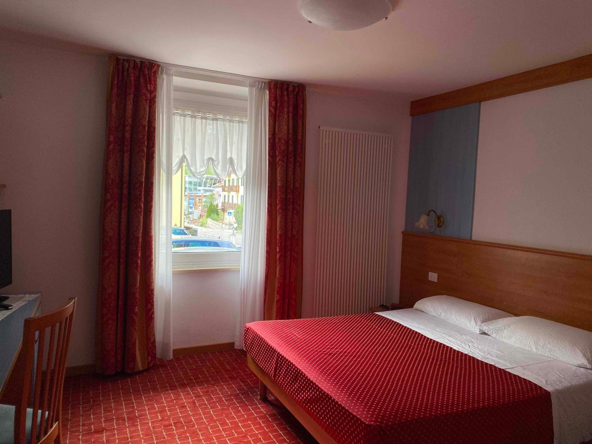 Hotel Londra Slow Living Molveno Dış mekan fotoğraf