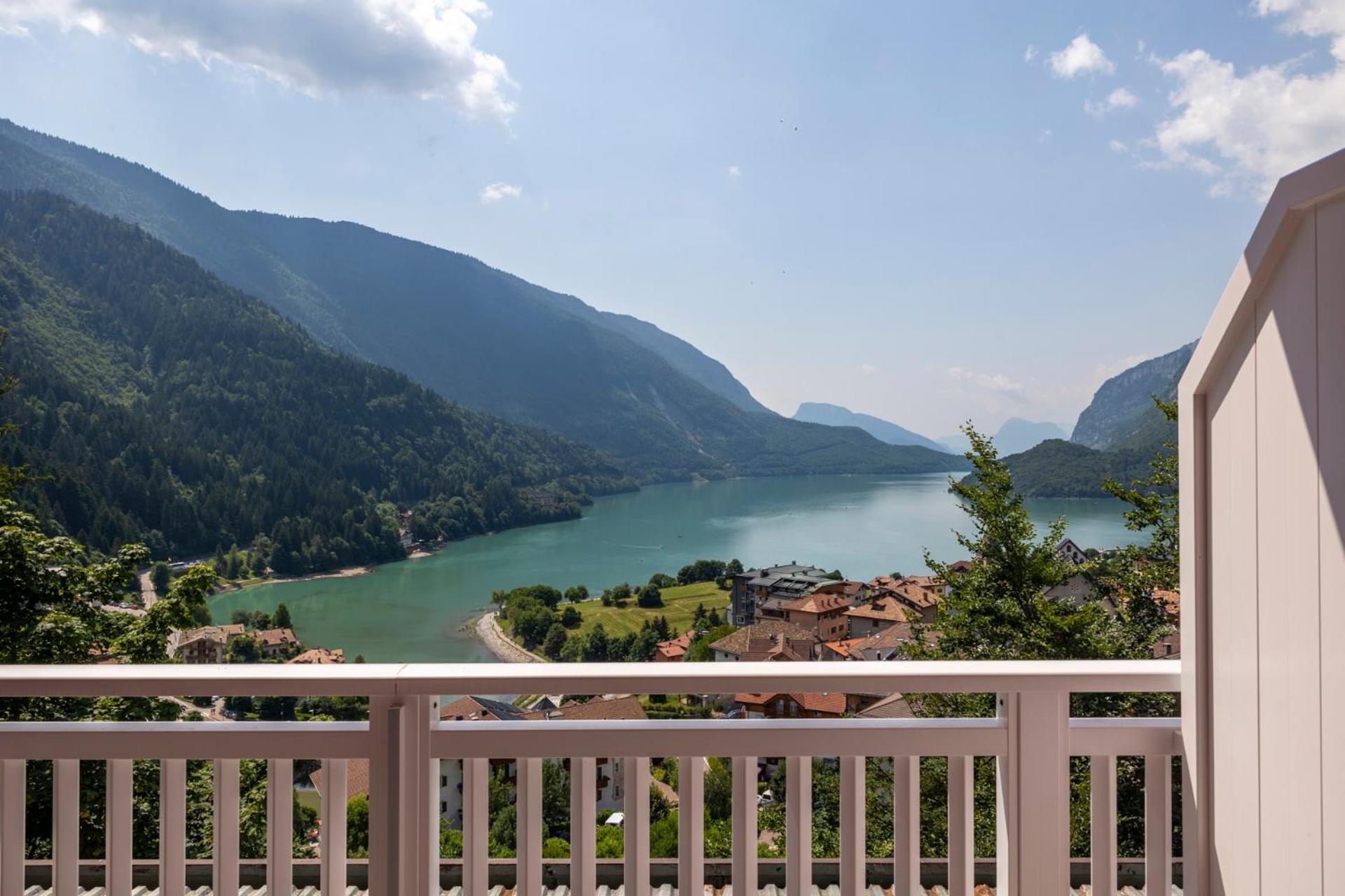 Hotel Londra Slow Living Molveno Dış mekan fotoğraf