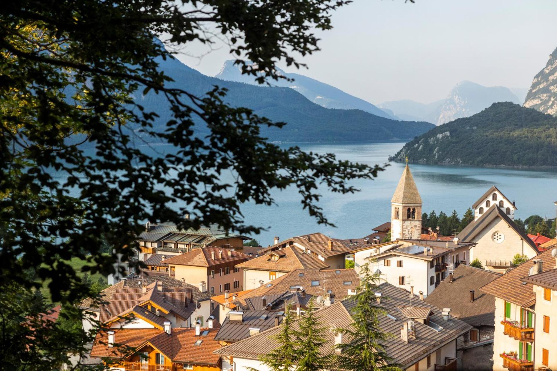 Hotel Londra Slow Living Molveno Dış mekan fotoğraf