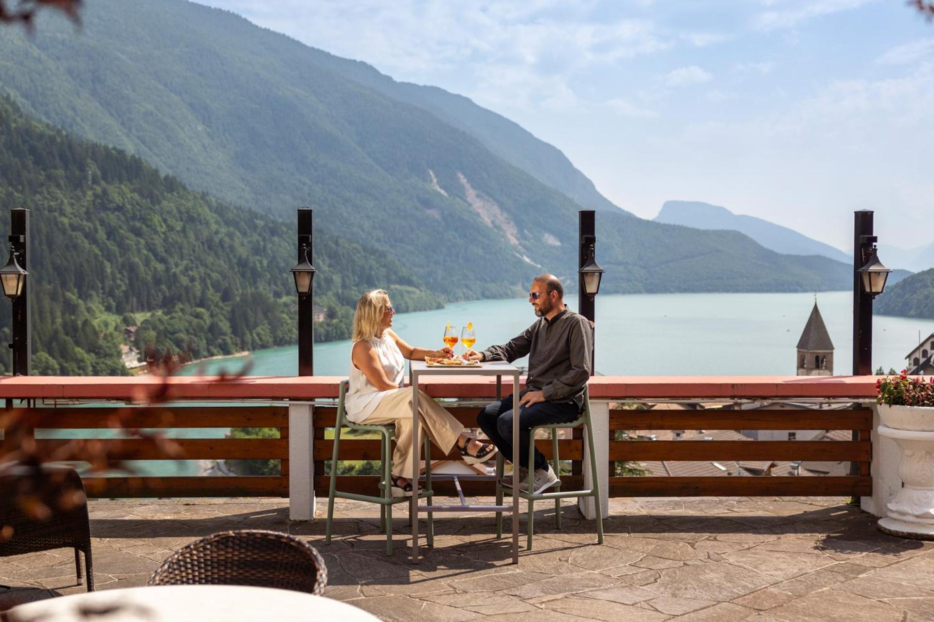Hotel Londra Slow Living Molveno Dış mekan fotoğraf